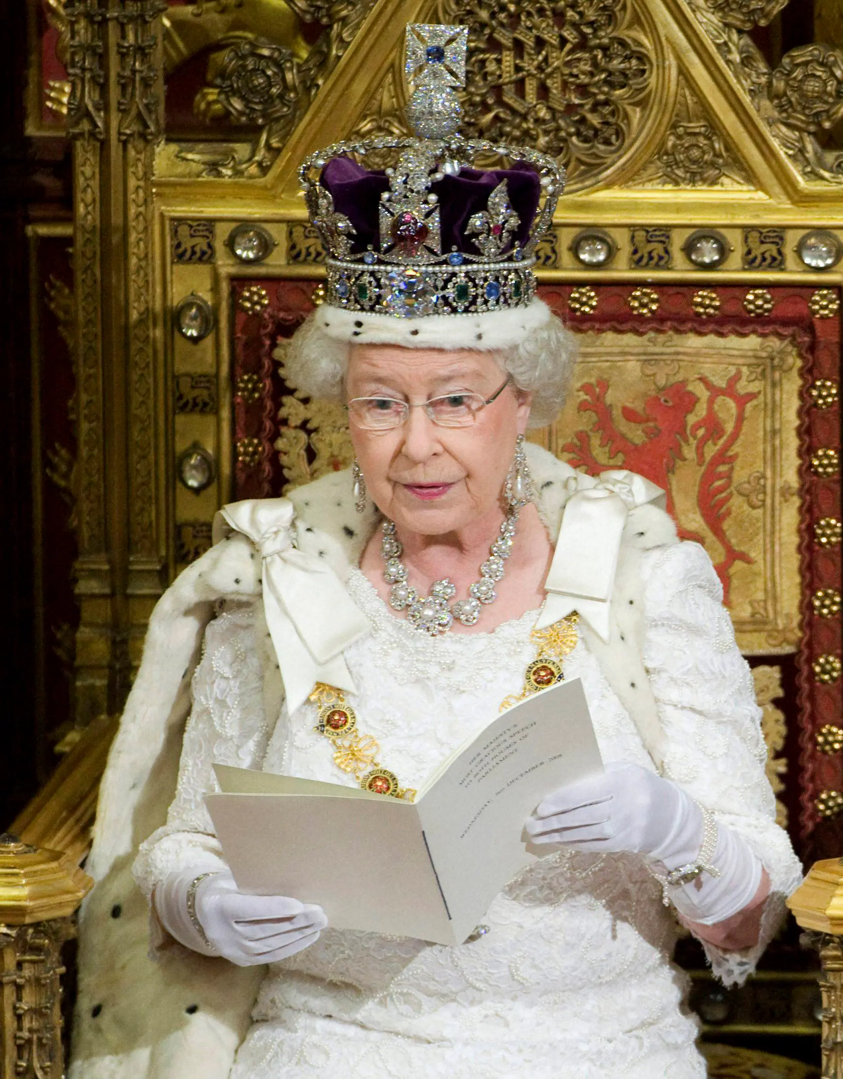 Queen Elizabeth II | Photo: AP