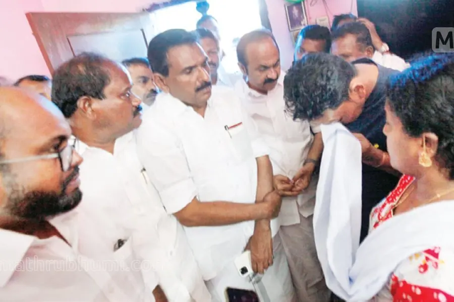 Abhirami's parents raise serious allegations against doctors at Pathanamthitta General Hospital