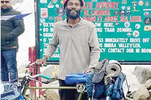 Gopu’s solo ride on cycle to see and explore India