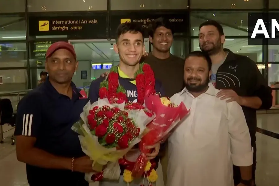 Watch Video: Golden boy Lakshya Sen's dance at Bengaluru airport goes viral