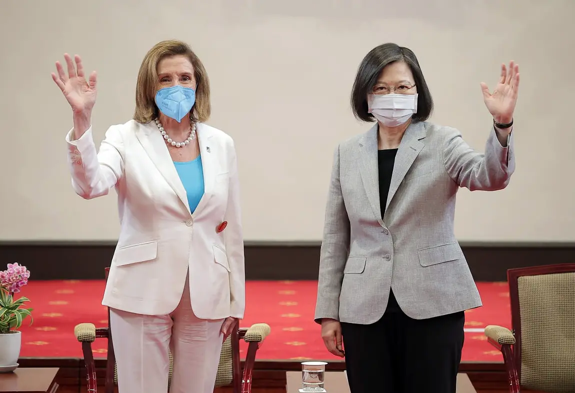 U.S. House Speaker Nancy Pelosi and Taiwanese President President Tsai Ing-wen . Photo:AP