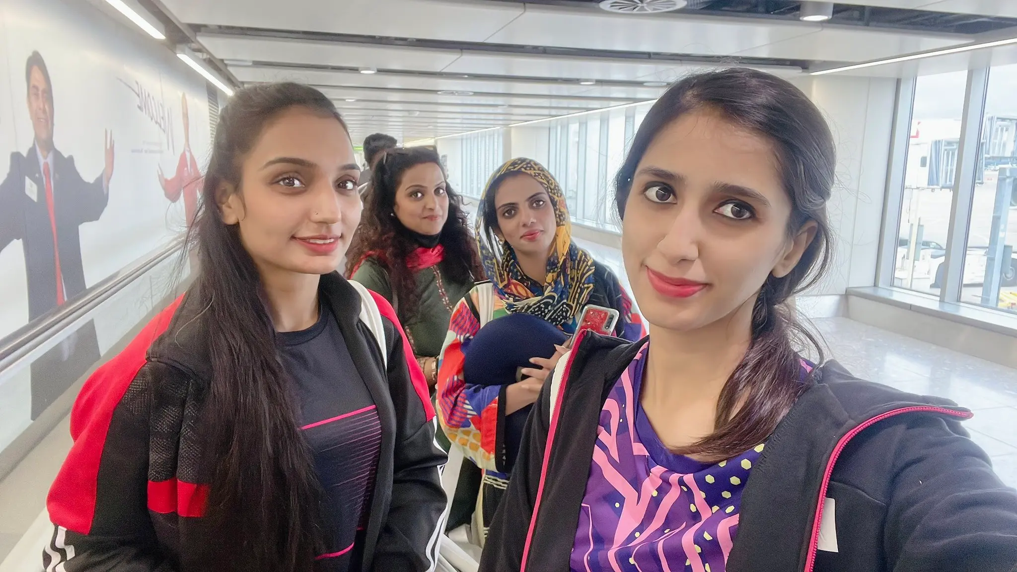 https://twitter.com/OfficialMahoor