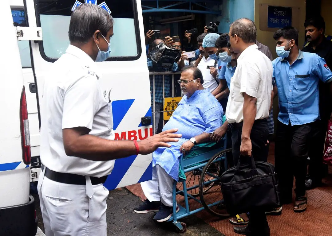 ED takes Bengal Minister Partha Chatterjee to AIIMS Bhubaneswar after Calcutta HC order. Photo: ANI