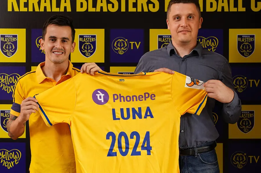 Adrian Luna signs new two-year contract with Blasters until 2024