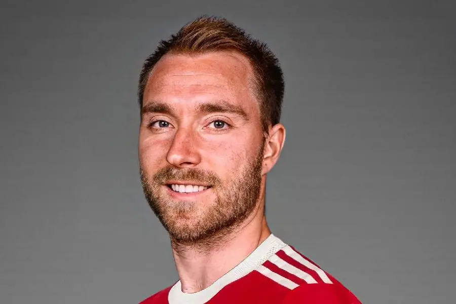 Eriksen caps remarkable comeback by joining 'special' Man Utd