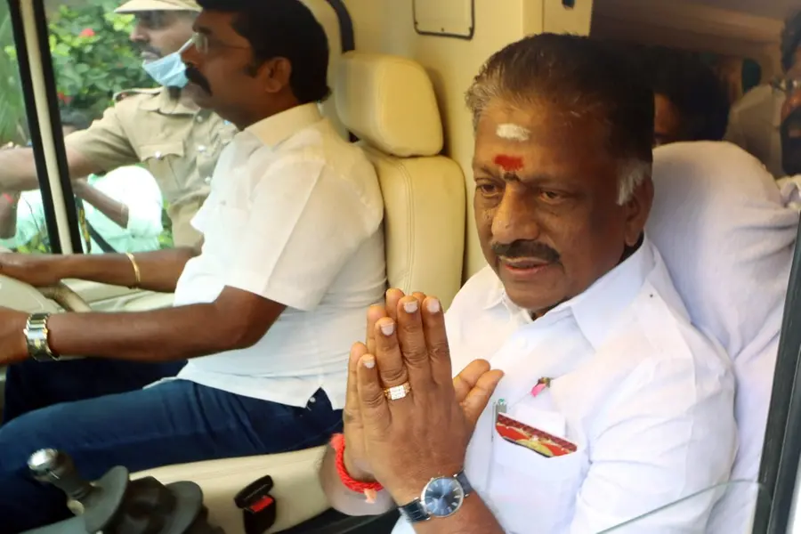 HC rejects OPS plea to stay AIADMK GC meet