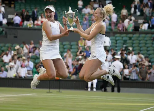 Barbora Krejcikova, left and Katerina Siniakova | AP