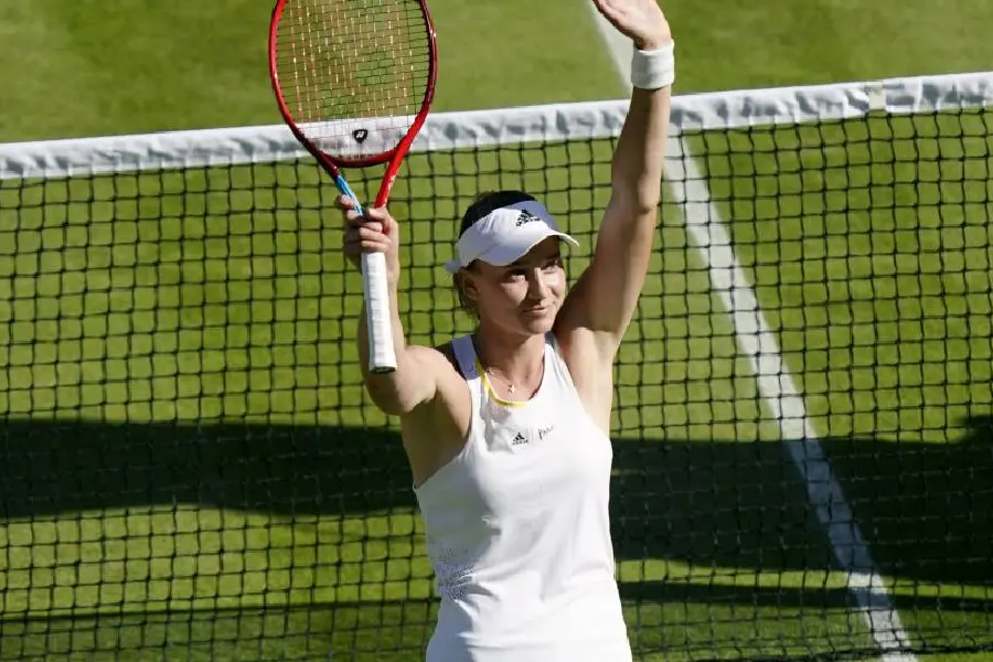 Elena Rybakina sets up Wimbledon final against Ons Jabeur