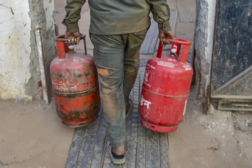 LPG gas cylinder turns dearer by Rs 50; Rise of Rs 100 within two months