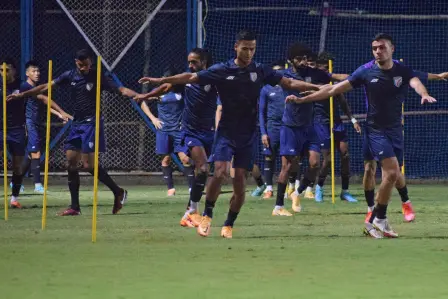India qualify for Asian Cup with one match left after Palestine oust Philippines