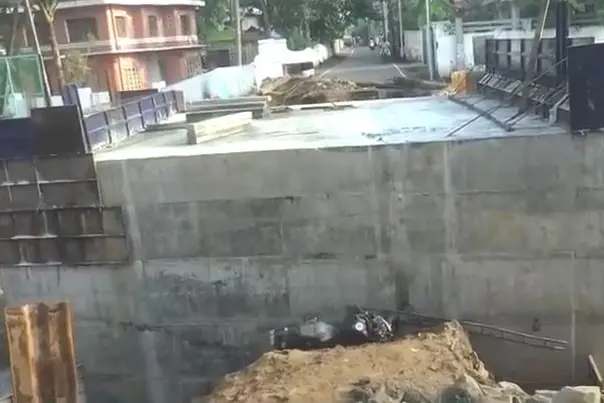 Bike accident on under-construction bridge: PWD minister suspends officials