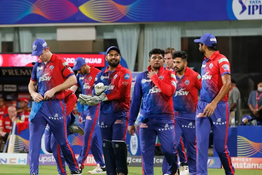 Delhi beats Punjab to keep alive IPL playoffs hopes