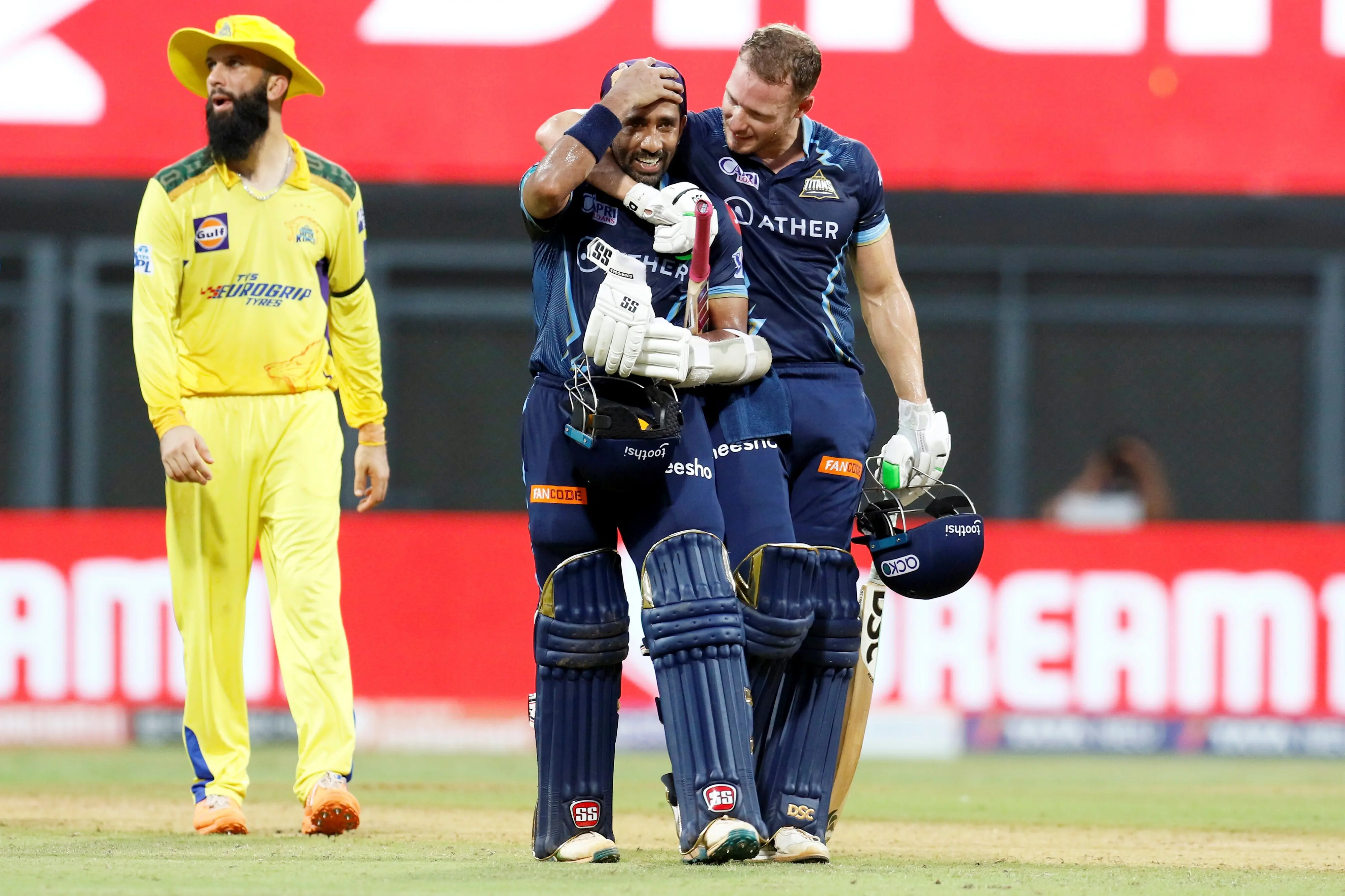 Wriddhiman Saha and David Miller of Gujarat Titans after the end of the Indian Premier League 2022 cricket match between Chennai Super Kings and Gujarat Titans. Photo: PTI