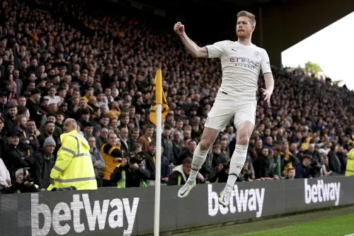 'Beyond perfect' De Bruyne takes Man City closer to Premier League title