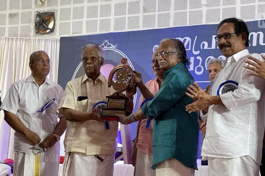 Sreekumaran Thampi presented with 23rd Padmaprabha Literary Award