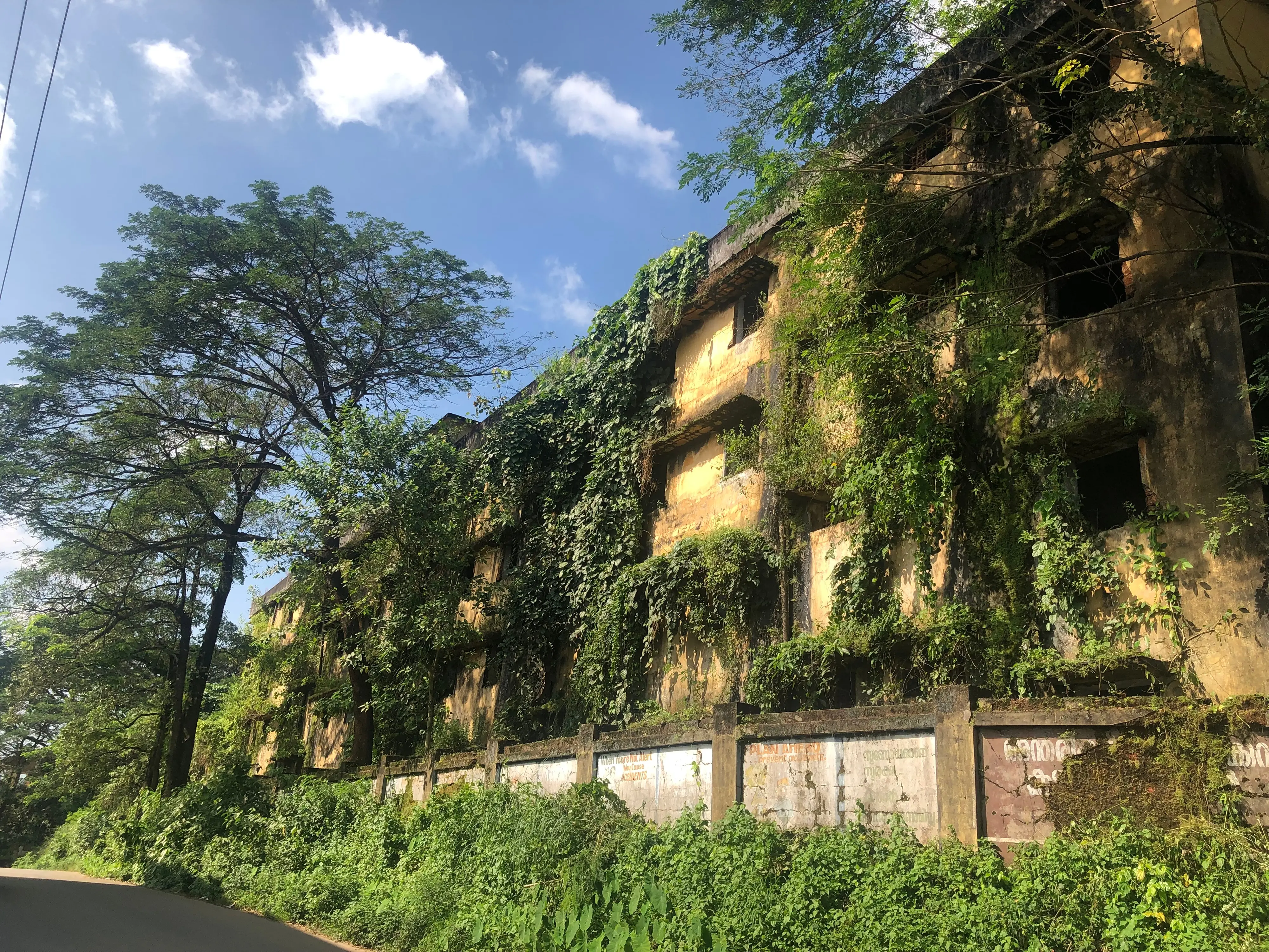 The dilapidated building of Gwalior Rayons Factory established around 1957-58