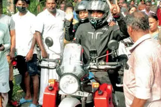 Ernakulam youth sets off motorcycle trip to Ladakh with mother