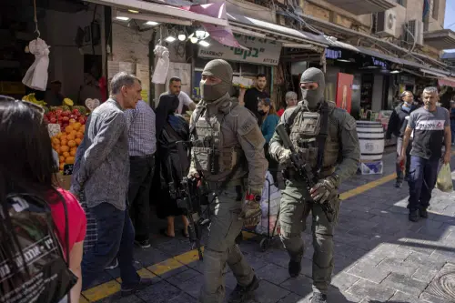 Clashes erupt at Jerusalem holy site, 67 Palestinians hurt