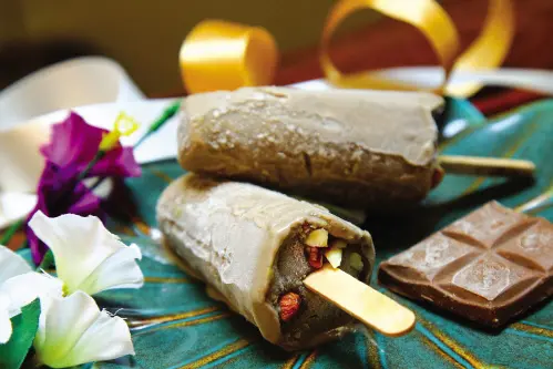 It's vacation time, make yummy chocolate kulfi at home