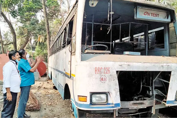 Old KSRTC buses running on roads while fit ones lie in depots