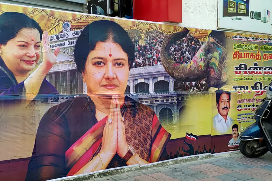 Sasikala returns to TN after four years to grand reception
