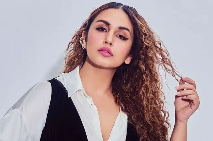 Huma Qureshi floored by love of Ajith fans
