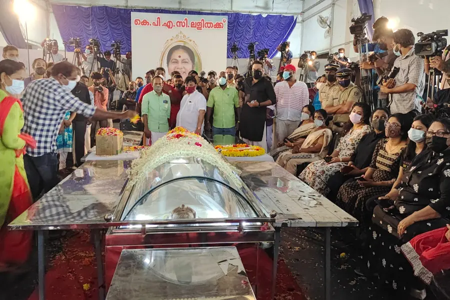 KPAC Lalitha's last rites to be held in Wadakkanchery at 4 pm