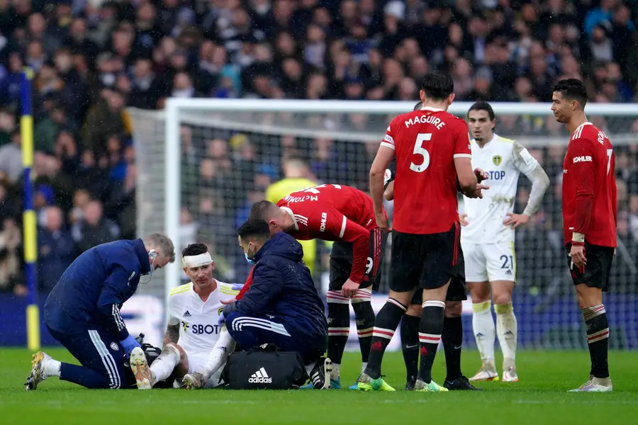 Footballers' union call for temporary concussion substitutes