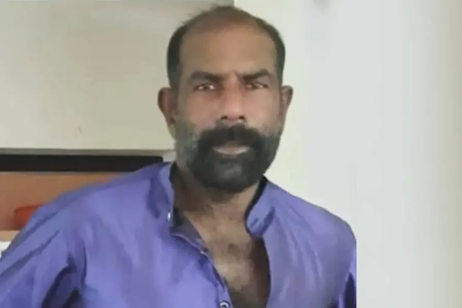 CPM worker hacked to death in Thalassery