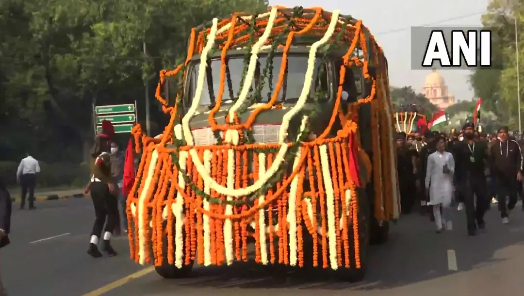 Funeral procession of CDS Rawat and wife | Photo: ANI