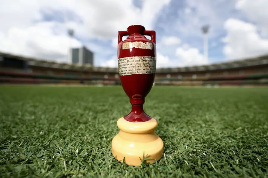 Perth makes last minute bid to switch Ashes Test to Adelaide