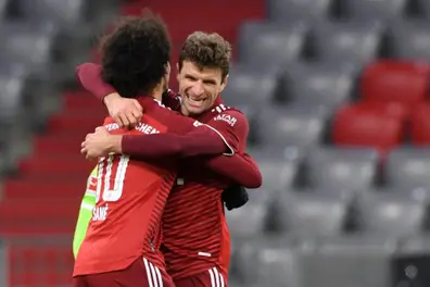 Bayern ease past struggling Wolfsburg in Bundesliga