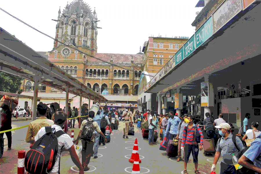 വൈദ്യുതി മുടങ്ങി: മുംബൈ നഗരം നിശ്ചലമായി