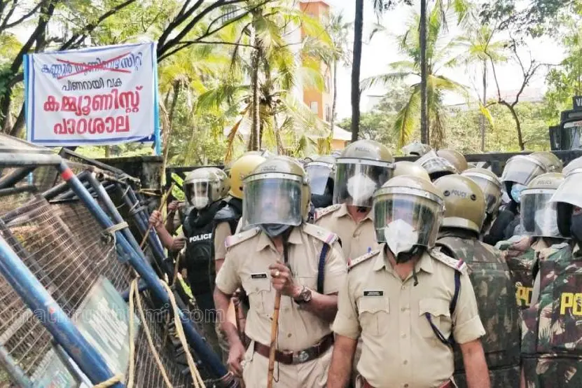 Youth Congress workers’ protest over Kannur VC appointment escalates; police use water cannon