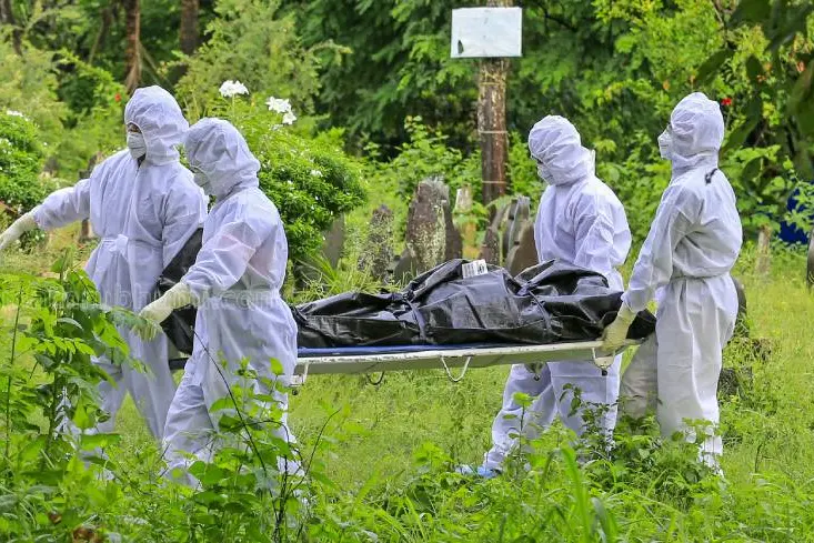 Covid death certificate; 200 applications on first day