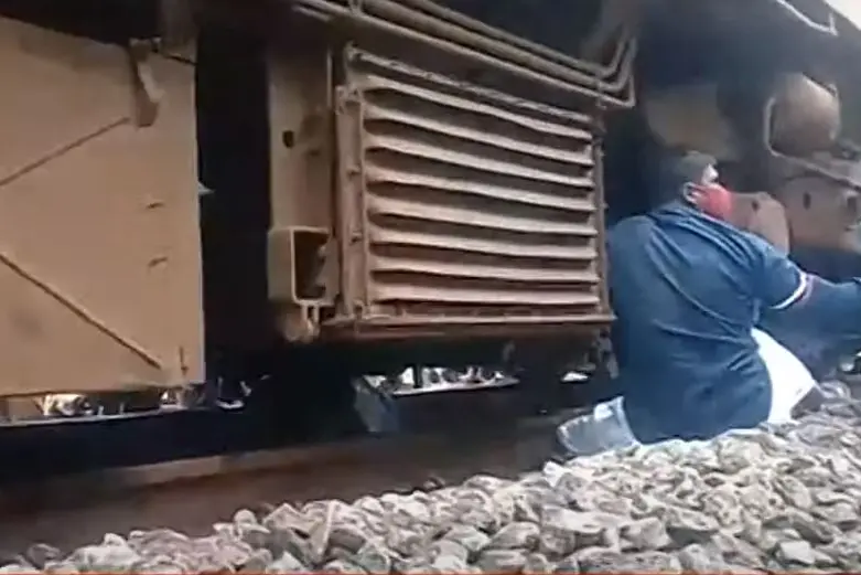 Man creates ruckus by lying under train compartment in Kottayam
