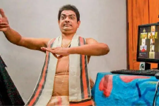 Kathakali artiste starts online classes to entertain art lovers