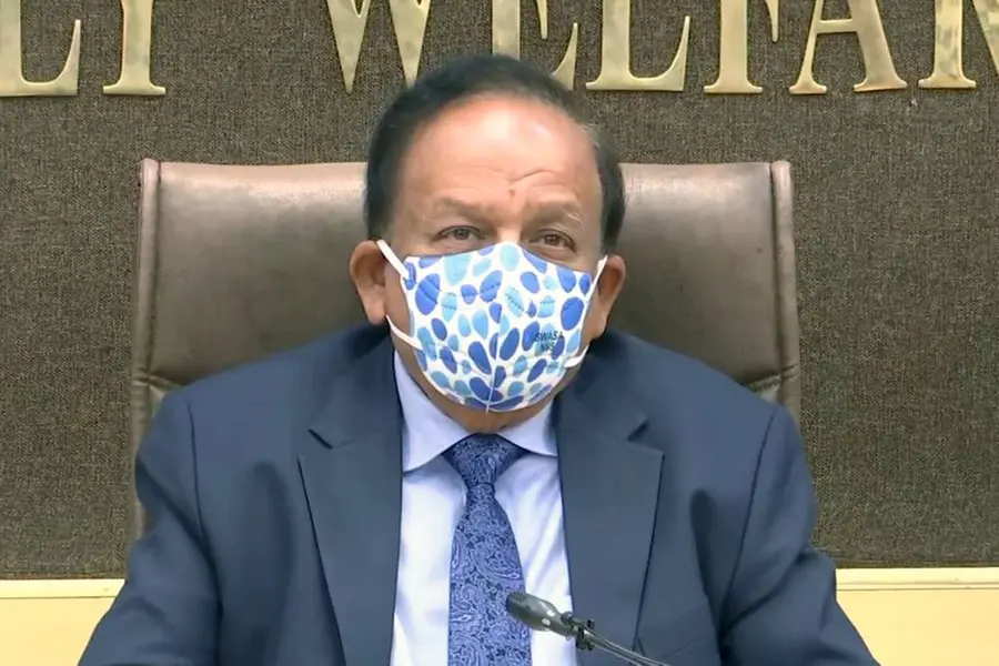 Harsh Vardhan slams Rahul Gandhi, says no vaccine for virus of ignorance
