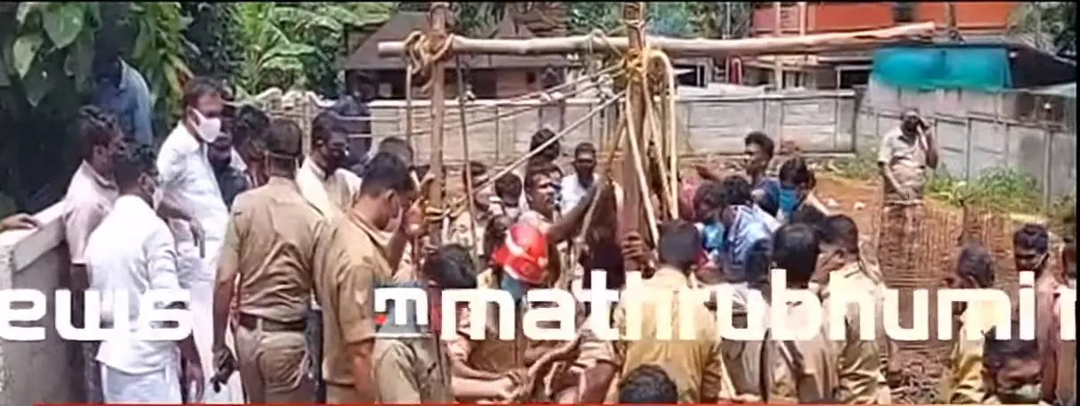 അപകട സ്ഥലത്തെ ദൃശ്യം | ഫോട്ടോ: Screengrab, mathrubhumi news