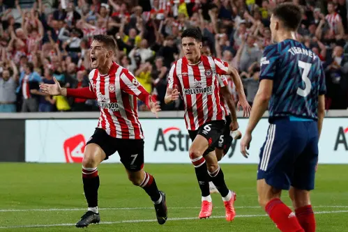 Brentford opens Premier League season by beating Arsenal