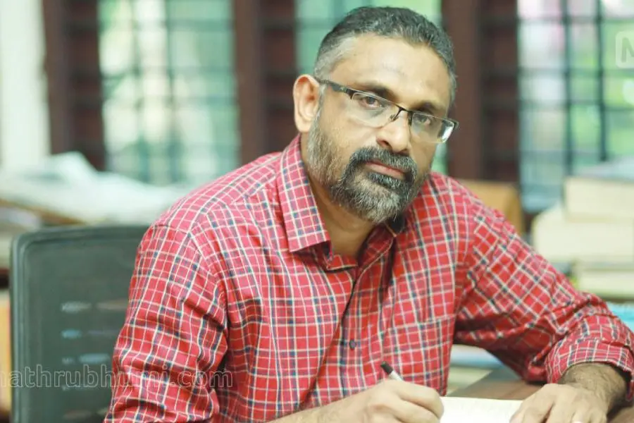 Benyamin bags this year’s Vayalar Award