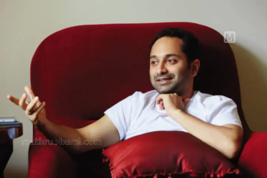 കെട്ടിടത്തിന് മുകളില് നിന്ന് വീണ് ഫഹദ് ഫാസിലിന് പരിക്ക്