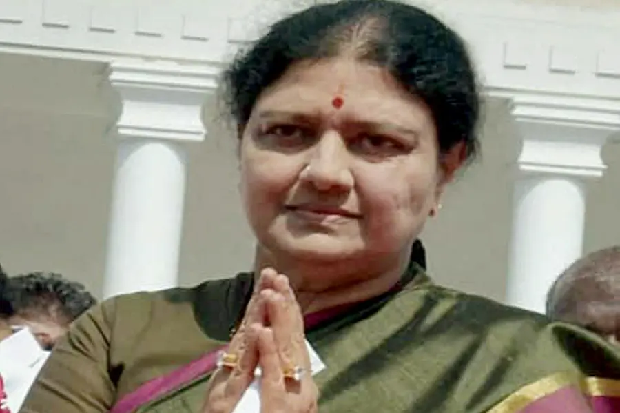 Apprehensions in AIADMK over Sasikala planning comeback