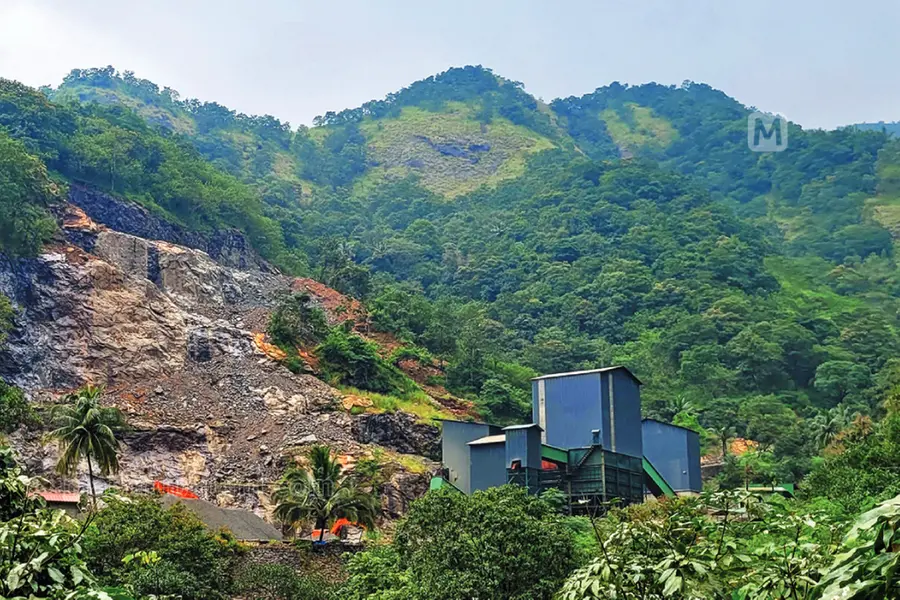 Collector shuts down quarry at Vallientha in Kottayam