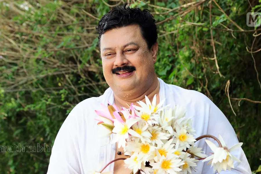 VIPs pay homage to actor Rizabawa