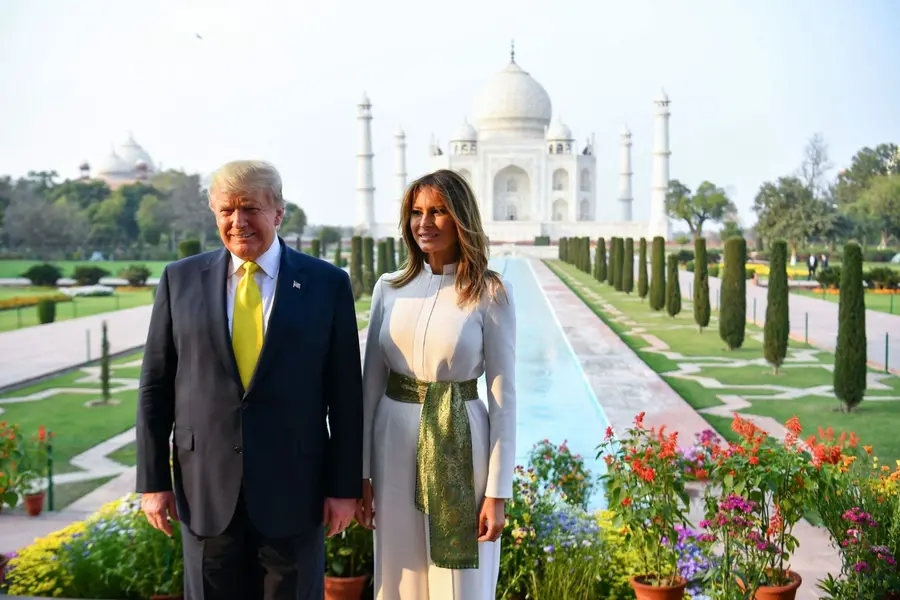 Donald Trump visits Taj Mahal, says America loves India
