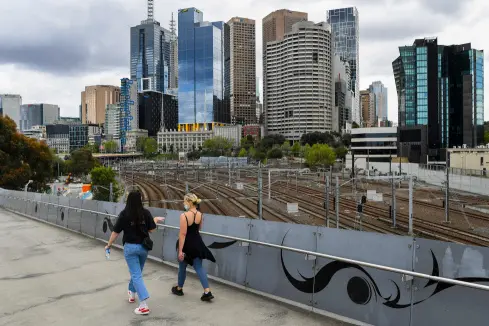 Australia won't welcome international tourists until 2022