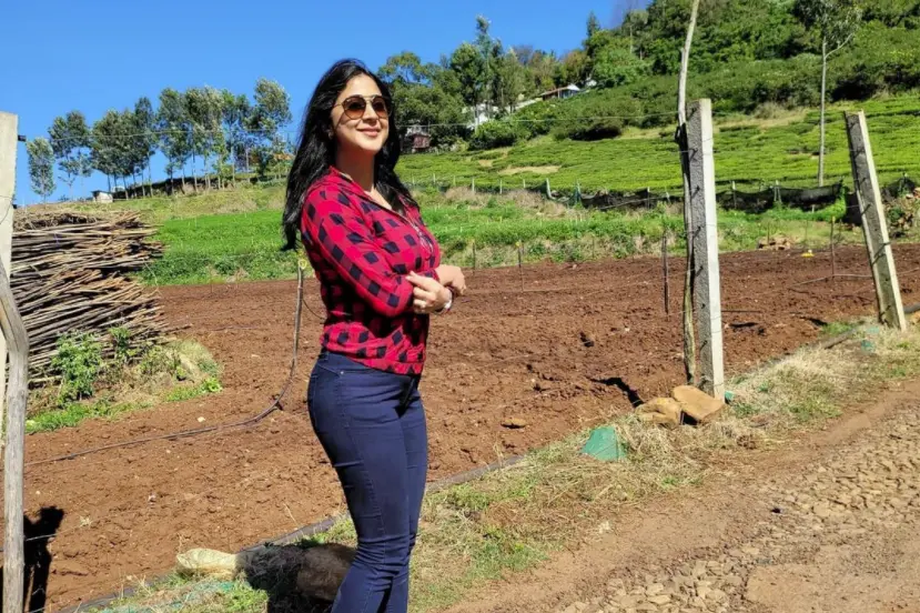 Beach lover Kaniha falls for Coonoor hills