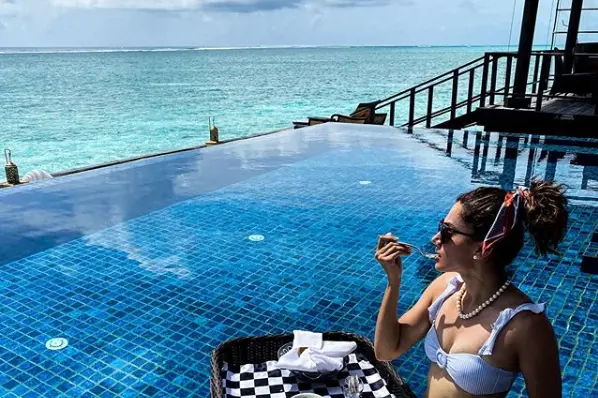 Nothing but some pics of Taapsee holidaying in Maldives to add to your Covid blues