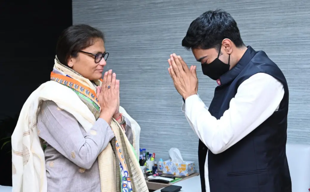 Sushmita Dev alongside Abhishek Banerjee I Photo : Trinamool Congress| Twitter